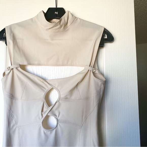 Jacquemus La Robe Palmi Wool Cut-Out Maxi Dress Off-White Size 38 NWT - Picture 4 of 11